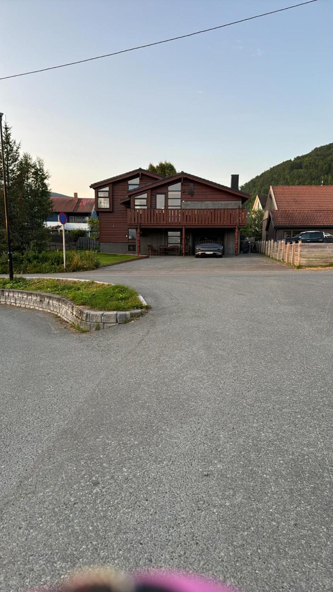Very Centrally Located Apartment With Free Parking Tromsø Exterior foto